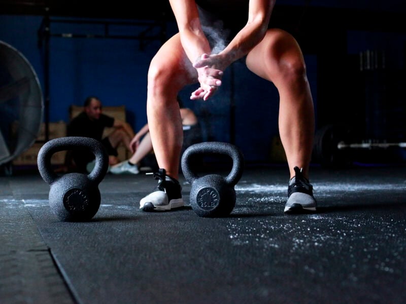 How To Accomplish Your Fitness Goals With A 30 lb Kettlebell
